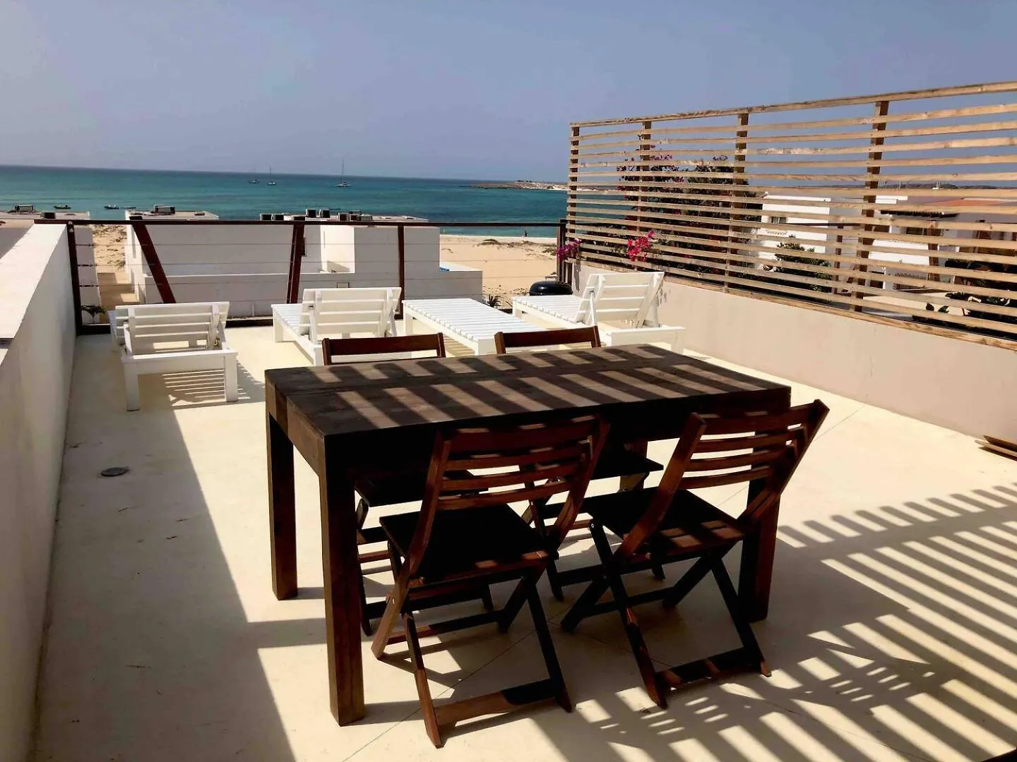 Ca Madeira - 2Bedroom, Sea View & Wifi Sal Rei 0*,  Cabo Verde